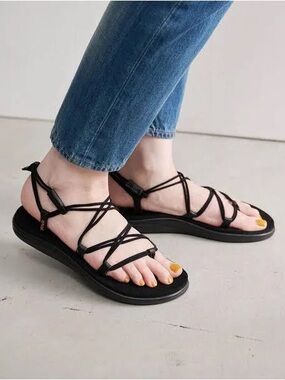 TEVA VOYA INFINITY SANDALS BLACK